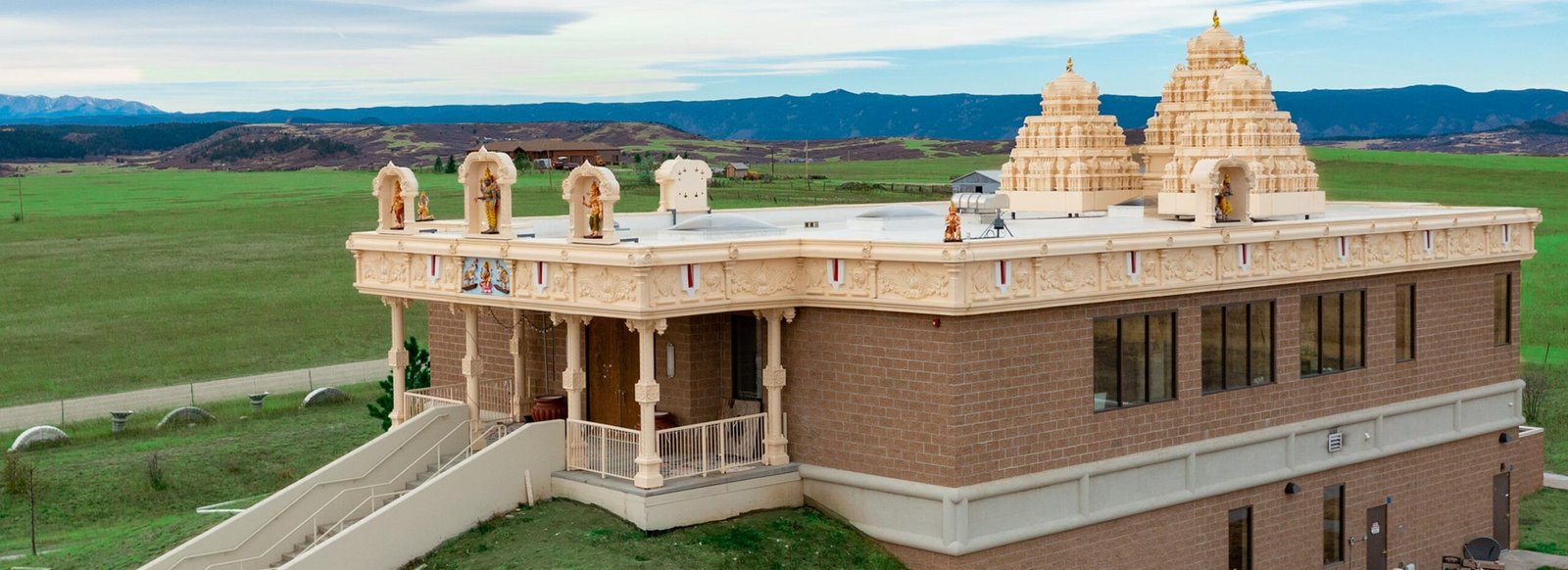 BAPS Shri Swaminarayan Mandir, Littleton